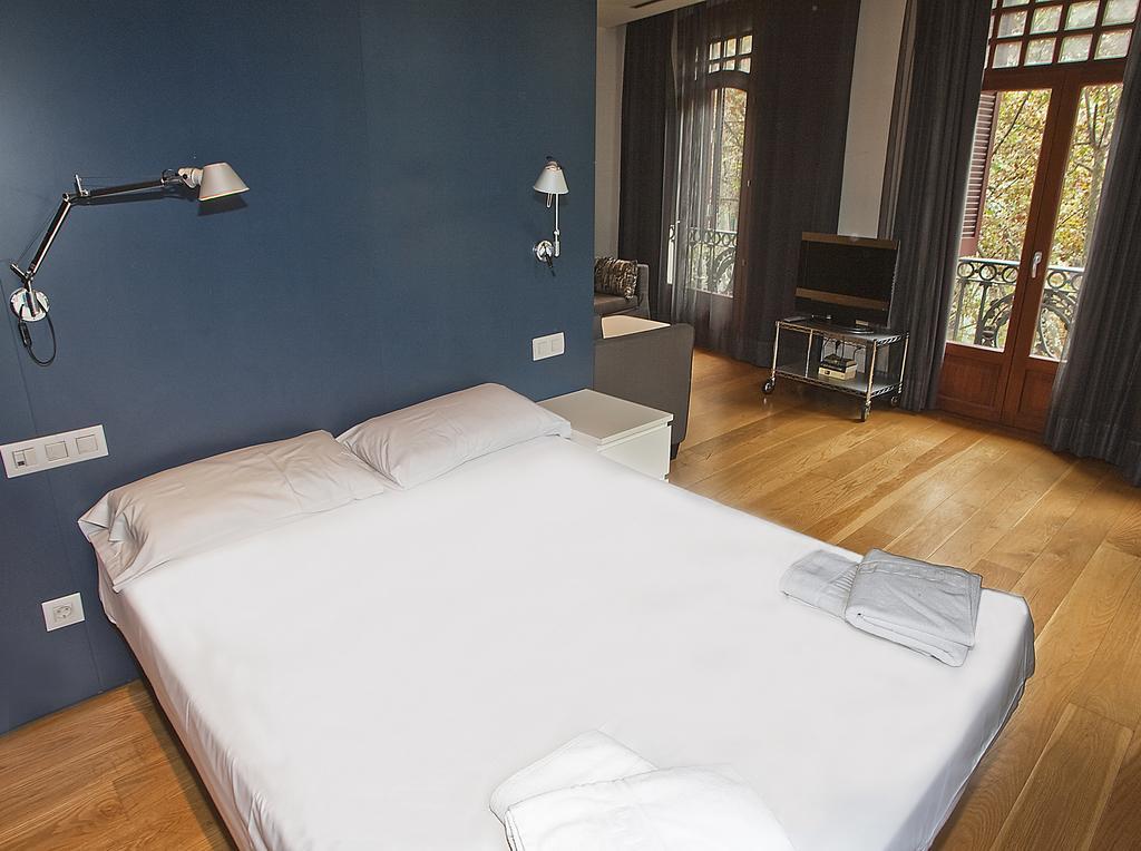 Las Ramblas Suites Barcelona Værelse billede