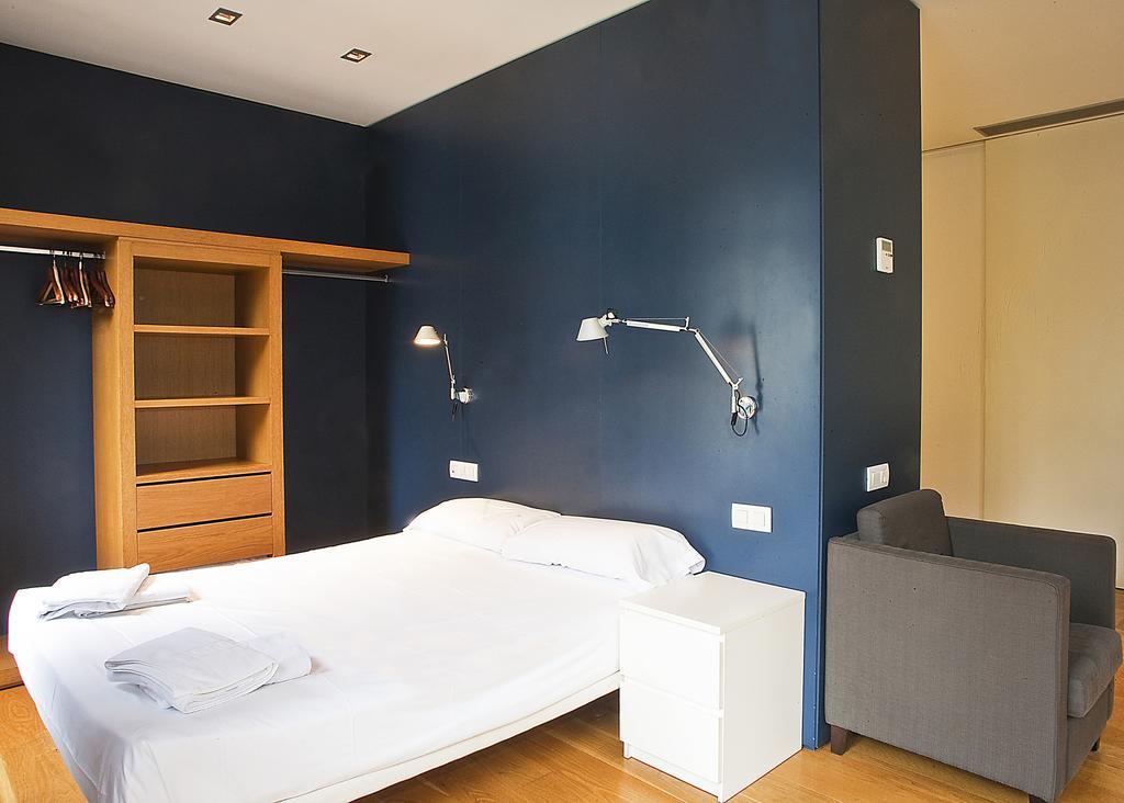 Las Ramblas Suites Barcelona Værelse billede