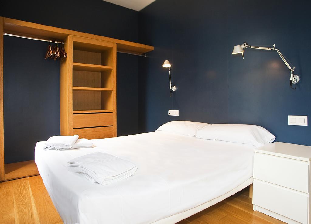 Las Ramblas Suites Barcelona Værelse billede
