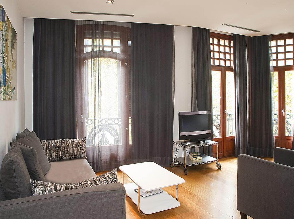 Las Ramblas Suites Barcelona Værelse billede