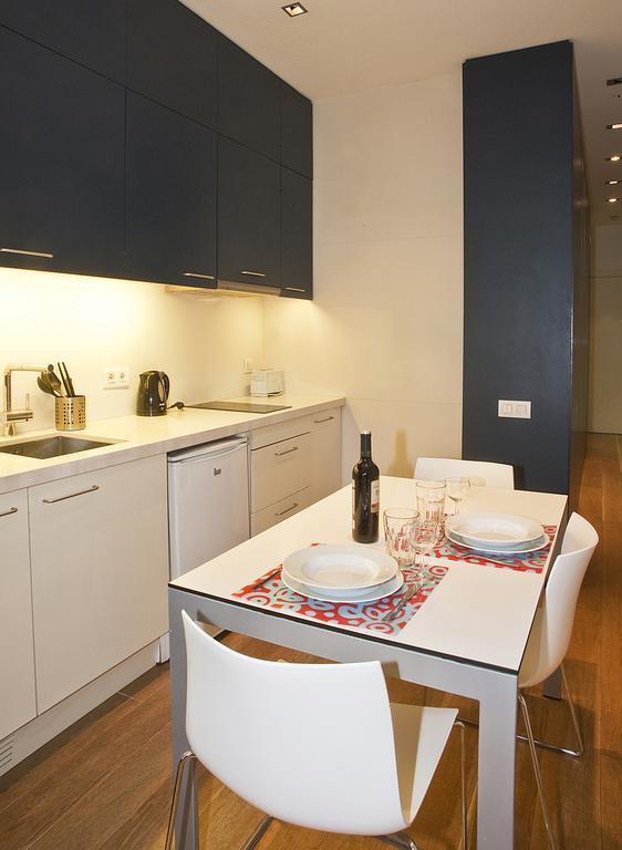 Las Ramblas Suites Barcelona Værelse billede