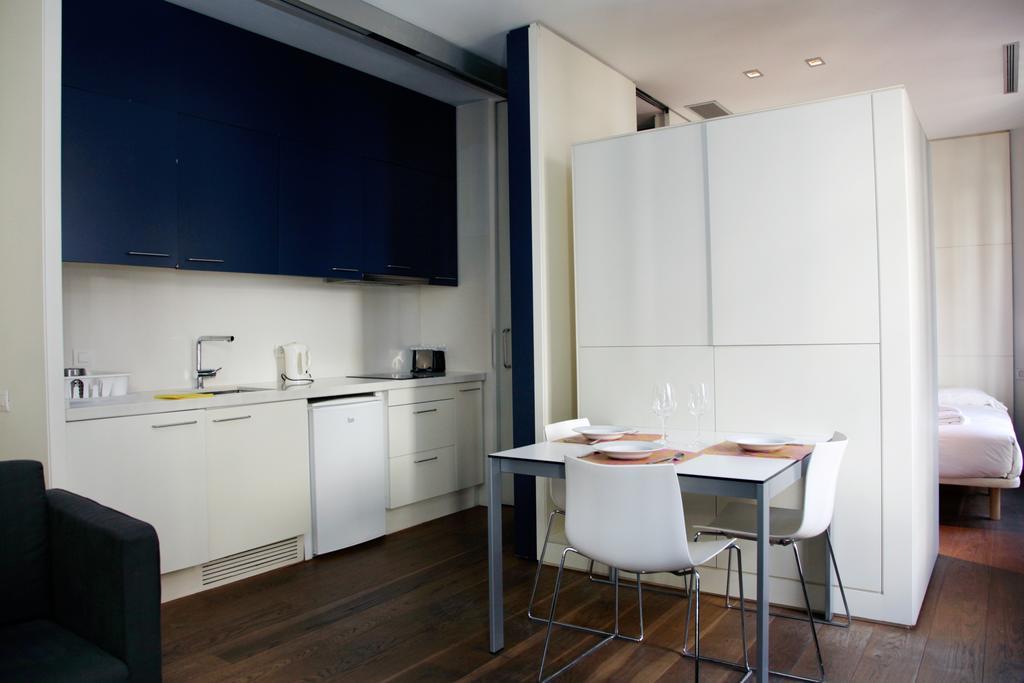 Las Ramblas Suites Barcelona Eksteriør billede