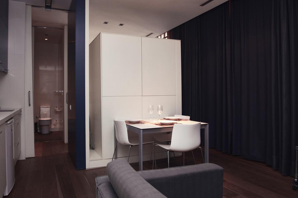 Las Ramblas Suites Barcelona Eksteriør billede