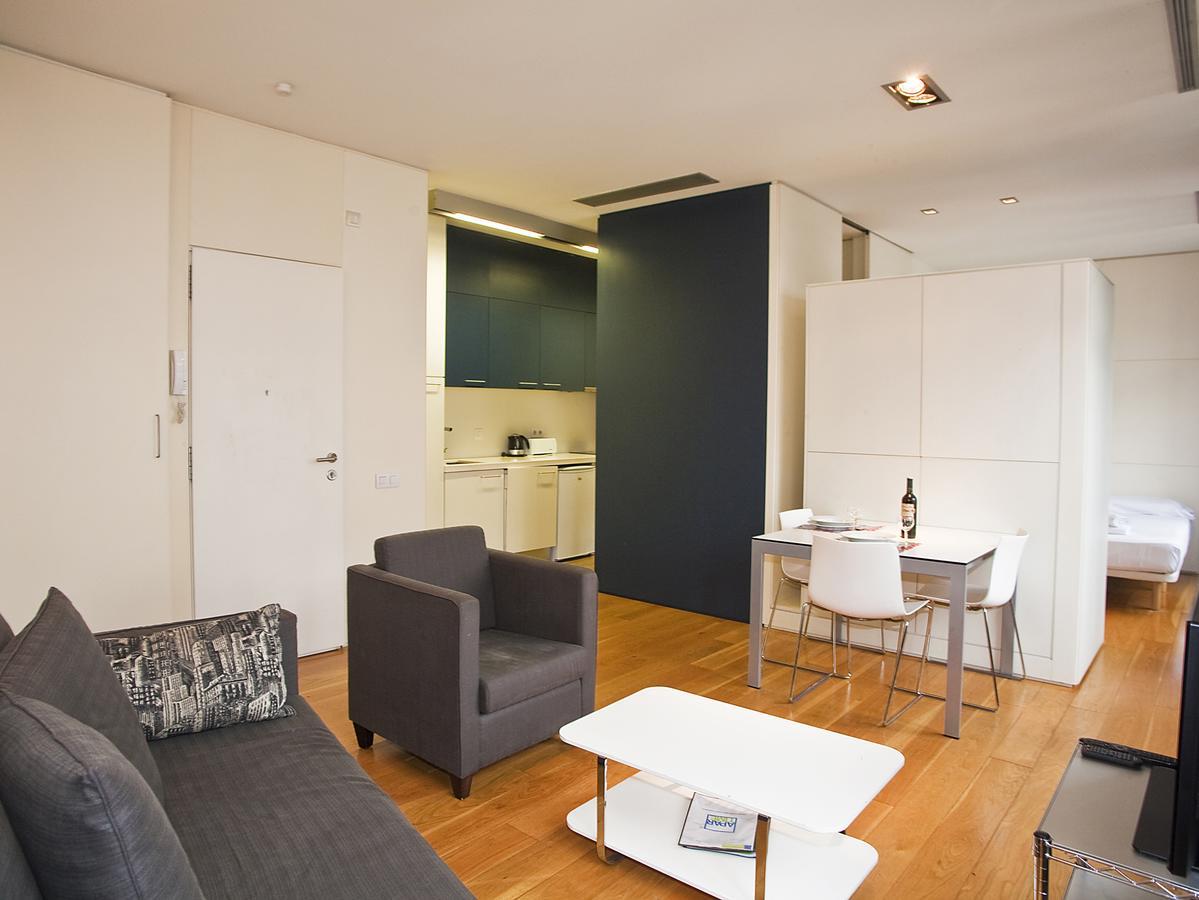 Las Ramblas Suites Barcelona Værelse billede