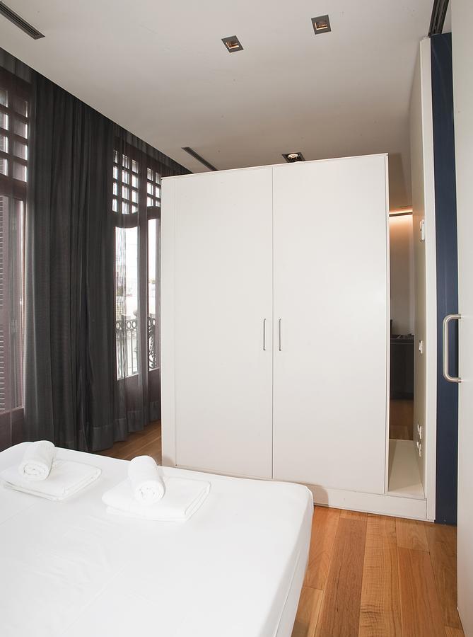 Las Ramblas Suites Barcelona Værelse billede